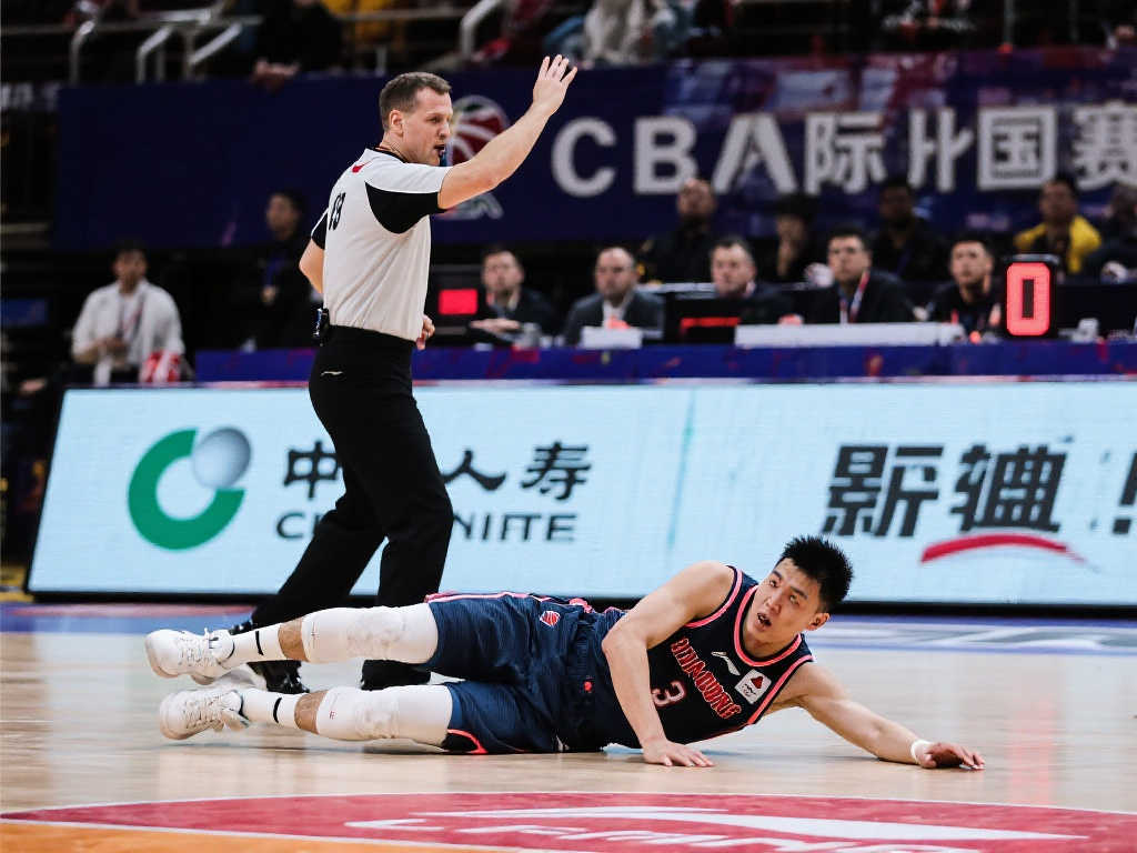 位運動員畢